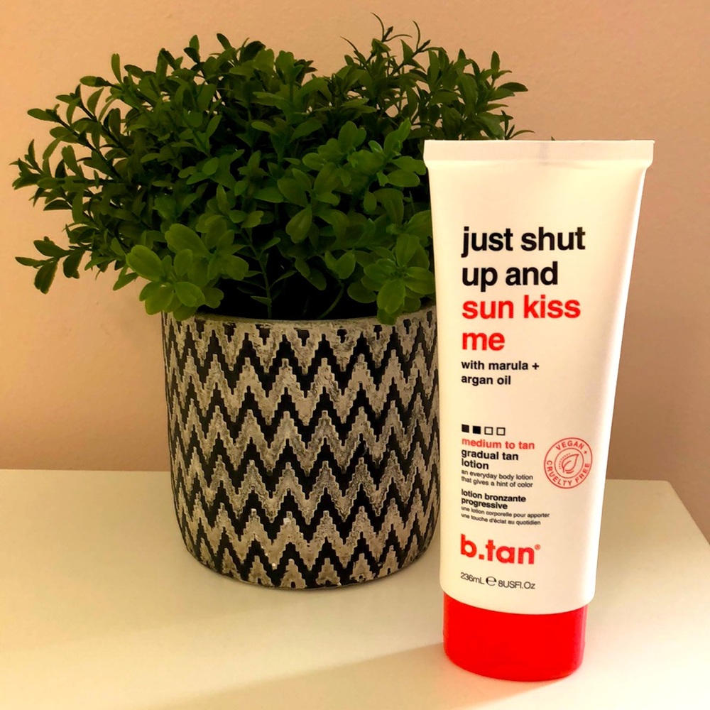 b.tan just shut up and sun kiss me gradual tan lotion